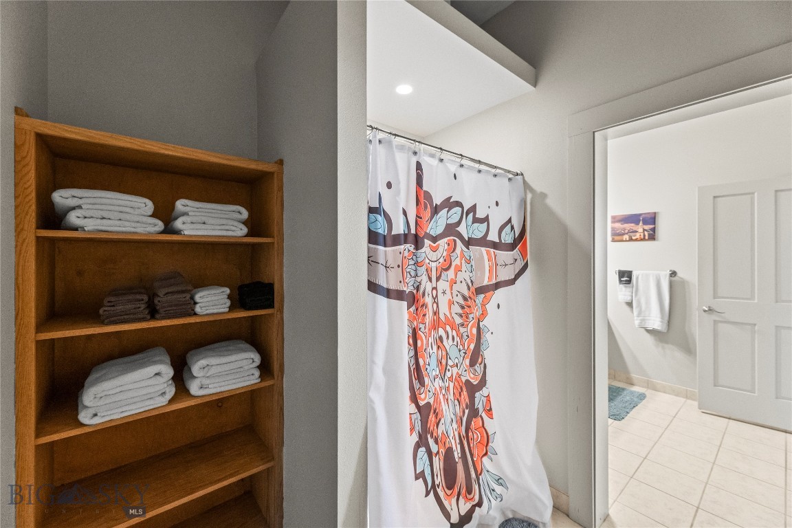 Yellowstone Park Riverfront Sub - Residential