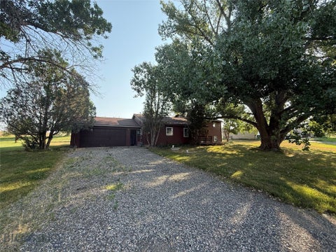 Photo of 2437 Alexander Road, Billings, MT 59105 (MLS # 413761)