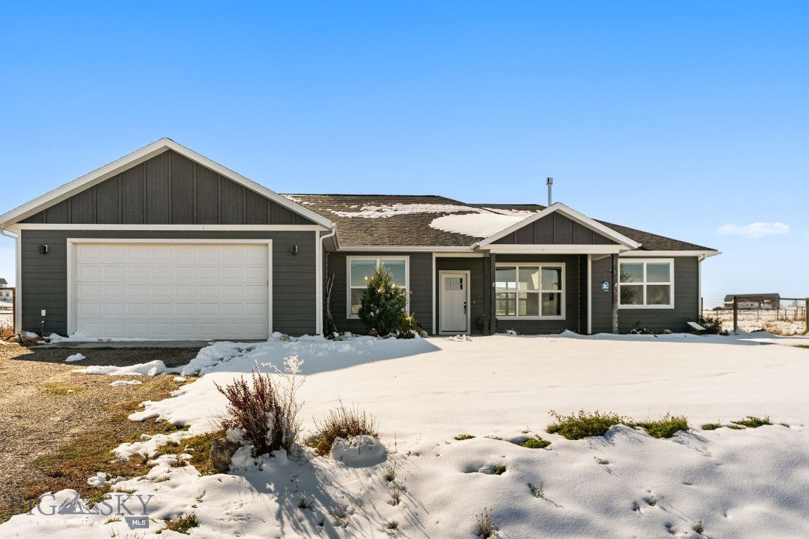 27 Blue Stem Way