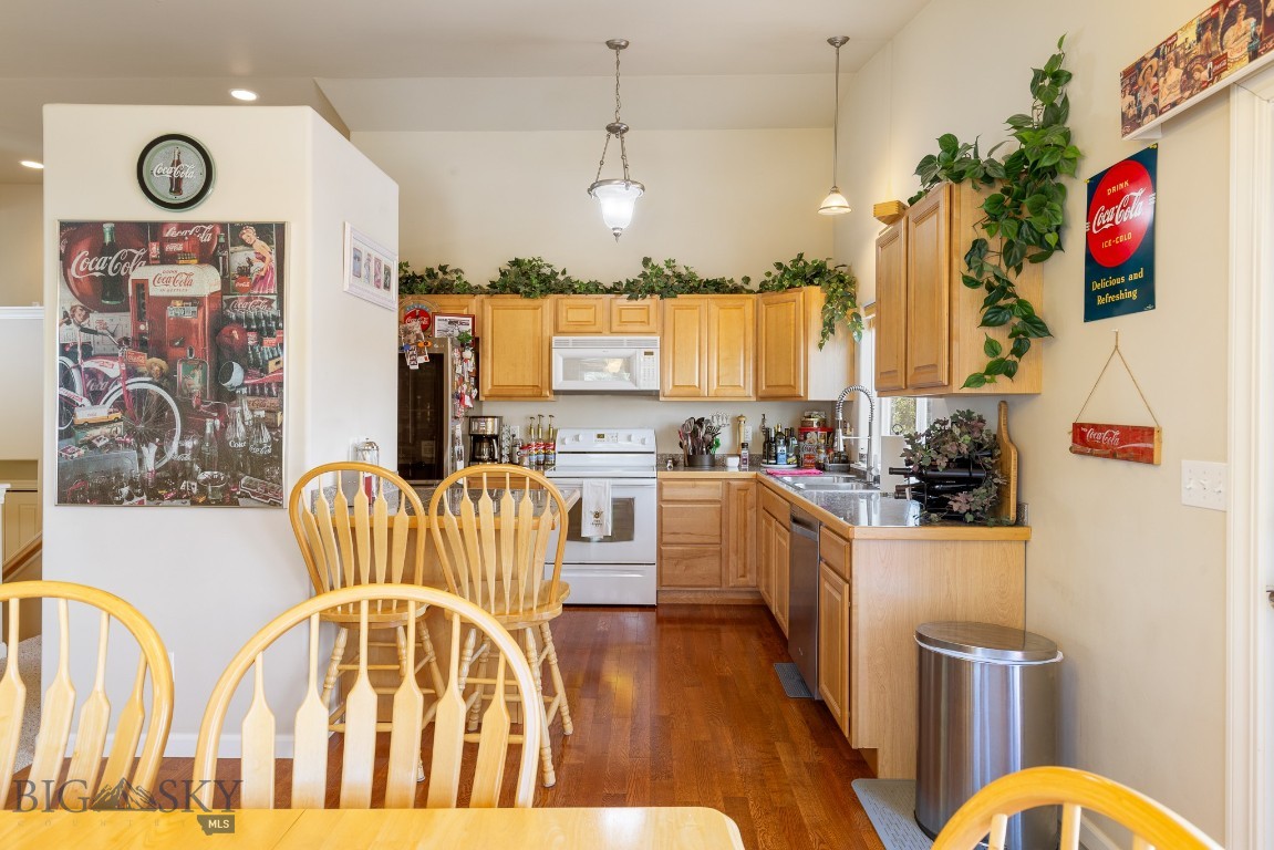 River Rock and Royal Village - Residential