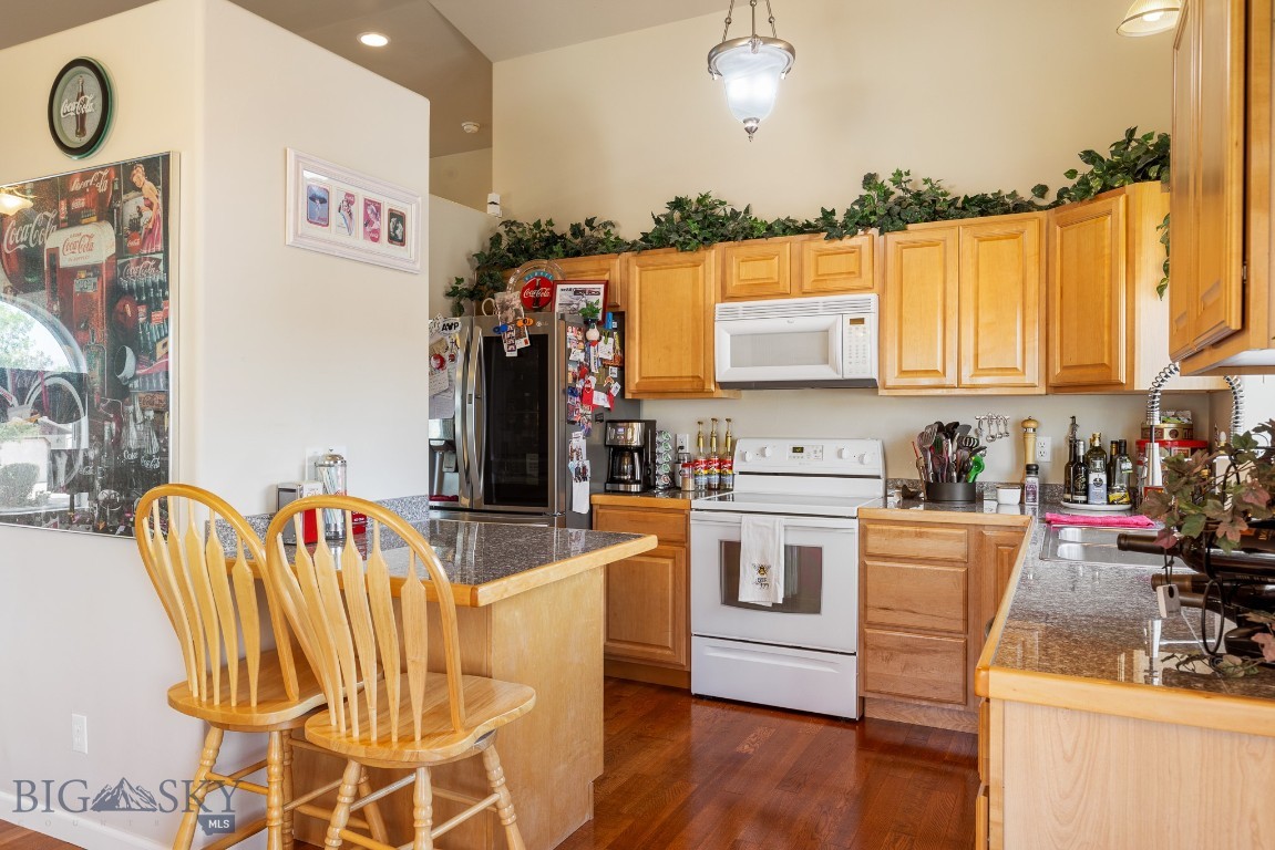 River Rock and Royal Village - Residential