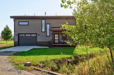 Photo of 407 Short Street, Clyde Park, MT 59018 (MLS # 414593)