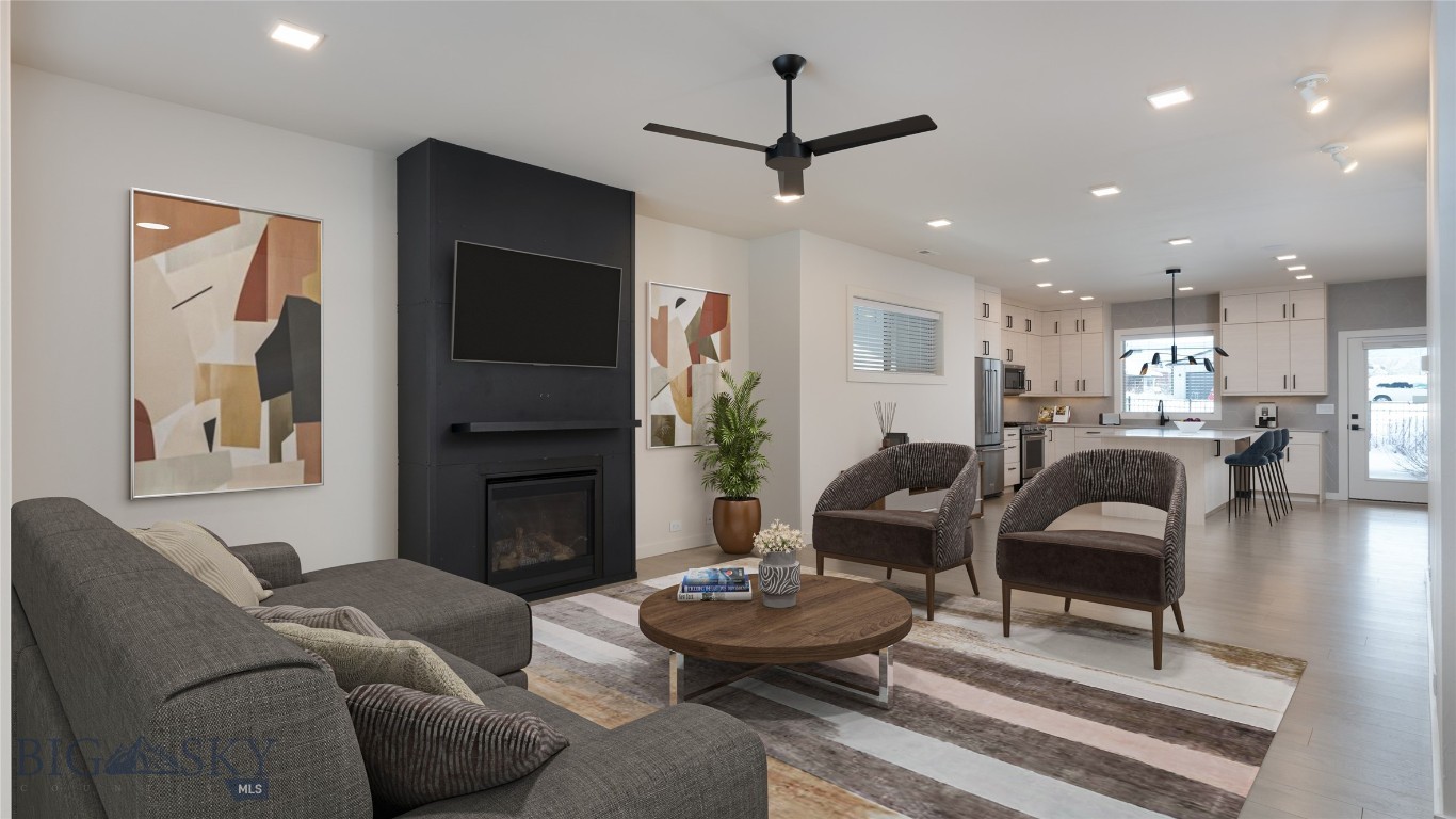 2128 Dennison Lane