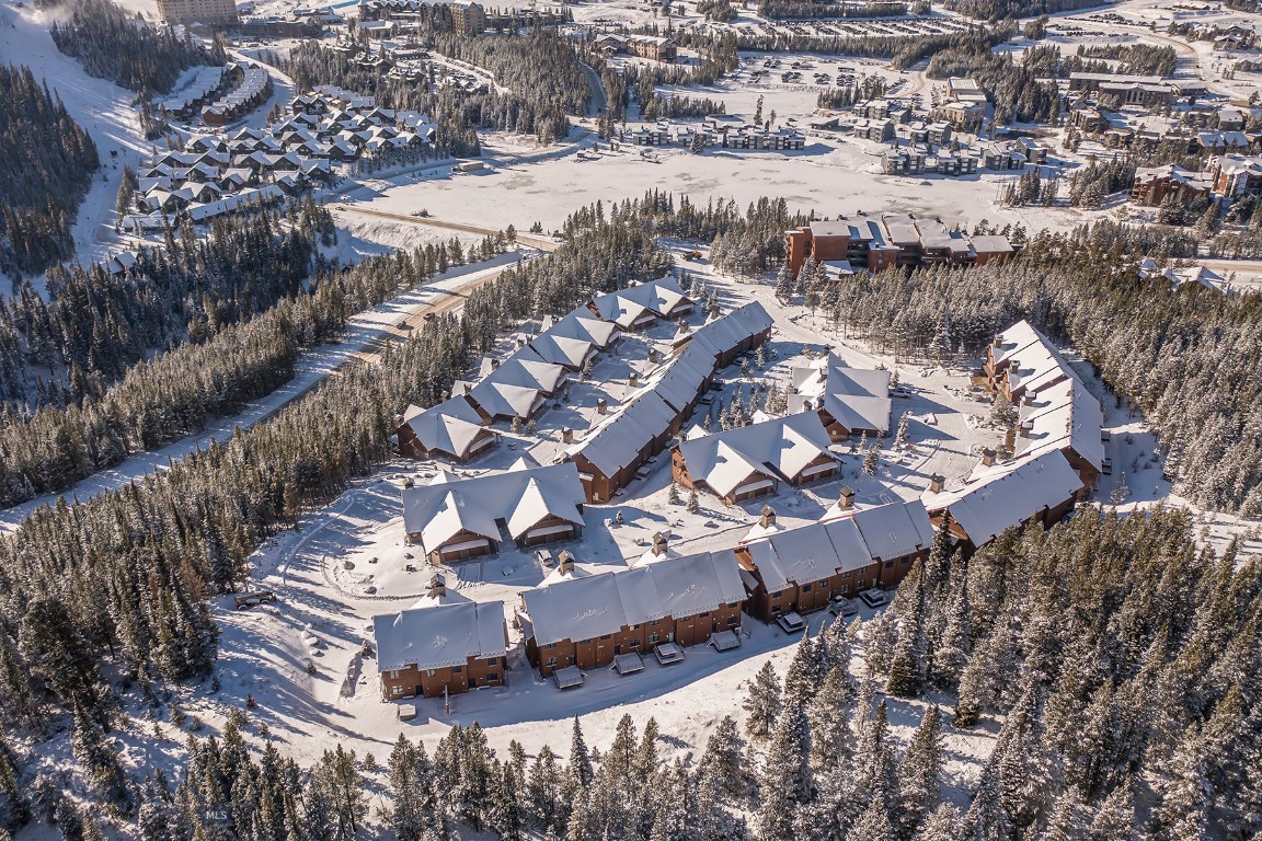 Alpenglow Condo - Residential