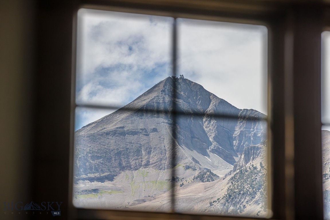 Alpenglow Condo - Residential