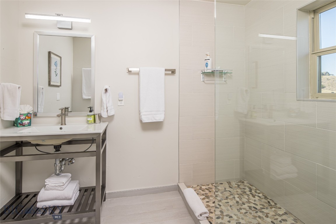 Manhattan, Montana 59741, United States, 4 Bedrooms Bedrooms, ,4 BathroomsBathrooms,Residential,Contingent,49181