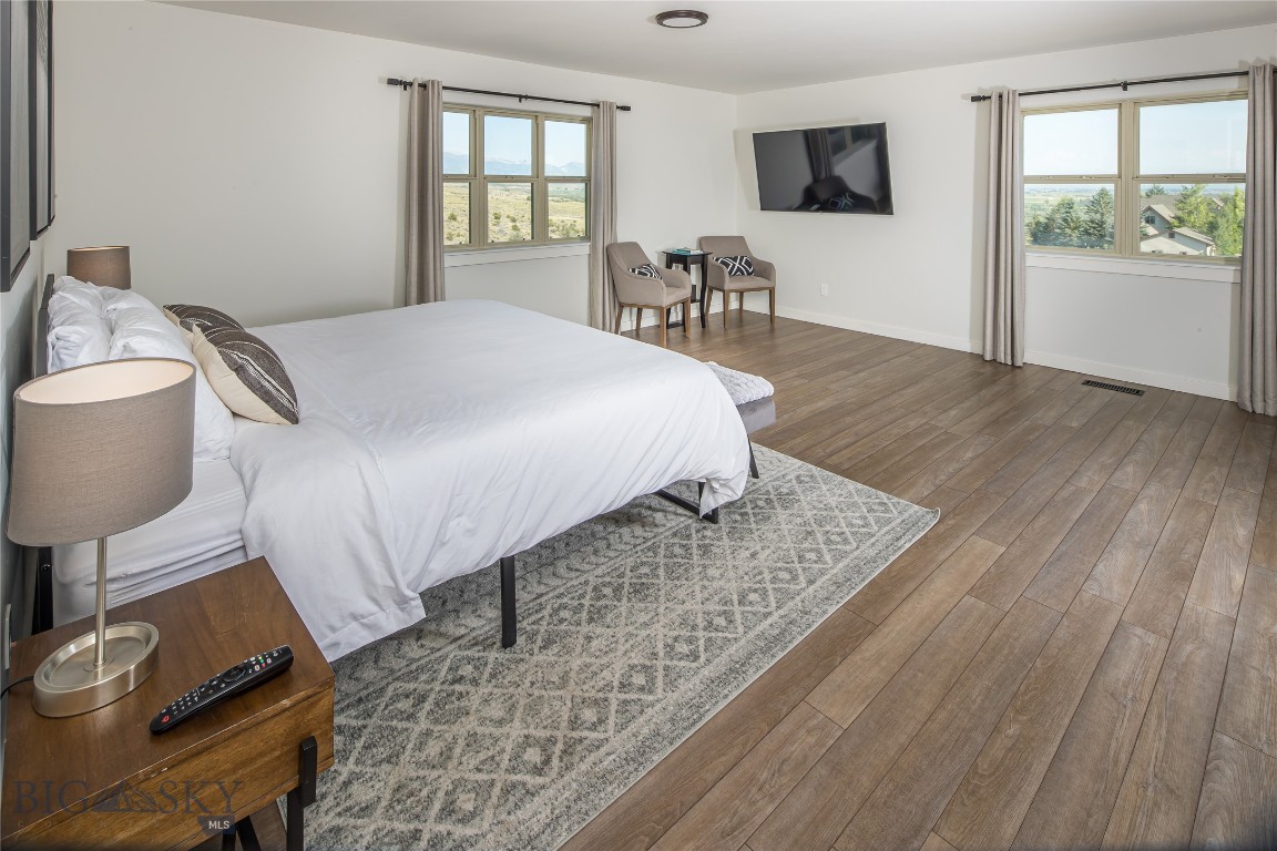 Manhattan, Montana 59741, United States, 4 Bedrooms Bedrooms, ,4 BathroomsBathrooms,Residential,Contingent,49181