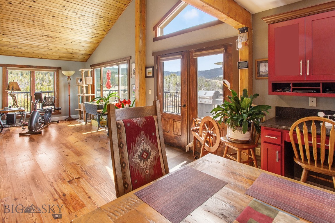 Butte, Montana 59701, United States, 4 Bedrooms Bedrooms, ,4 BathroomsBathrooms,Residential,Contingent,58655