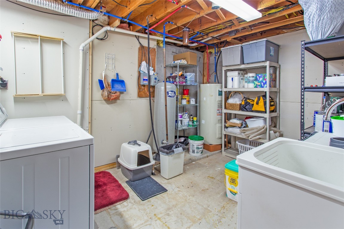 Butte, Montana 59701, United States, 4 Bedrooms Bedrooms, ,4 BathroomsBathrooms,Residential,Contingent,58655