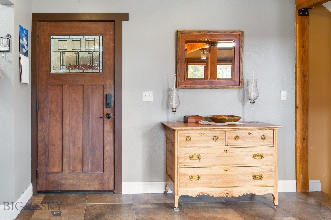 Butte, Montana 59701, United States, 4 Bedrooms Bedrooms, ,4 BathroomsBathrooms,Residential,Contingent,58655