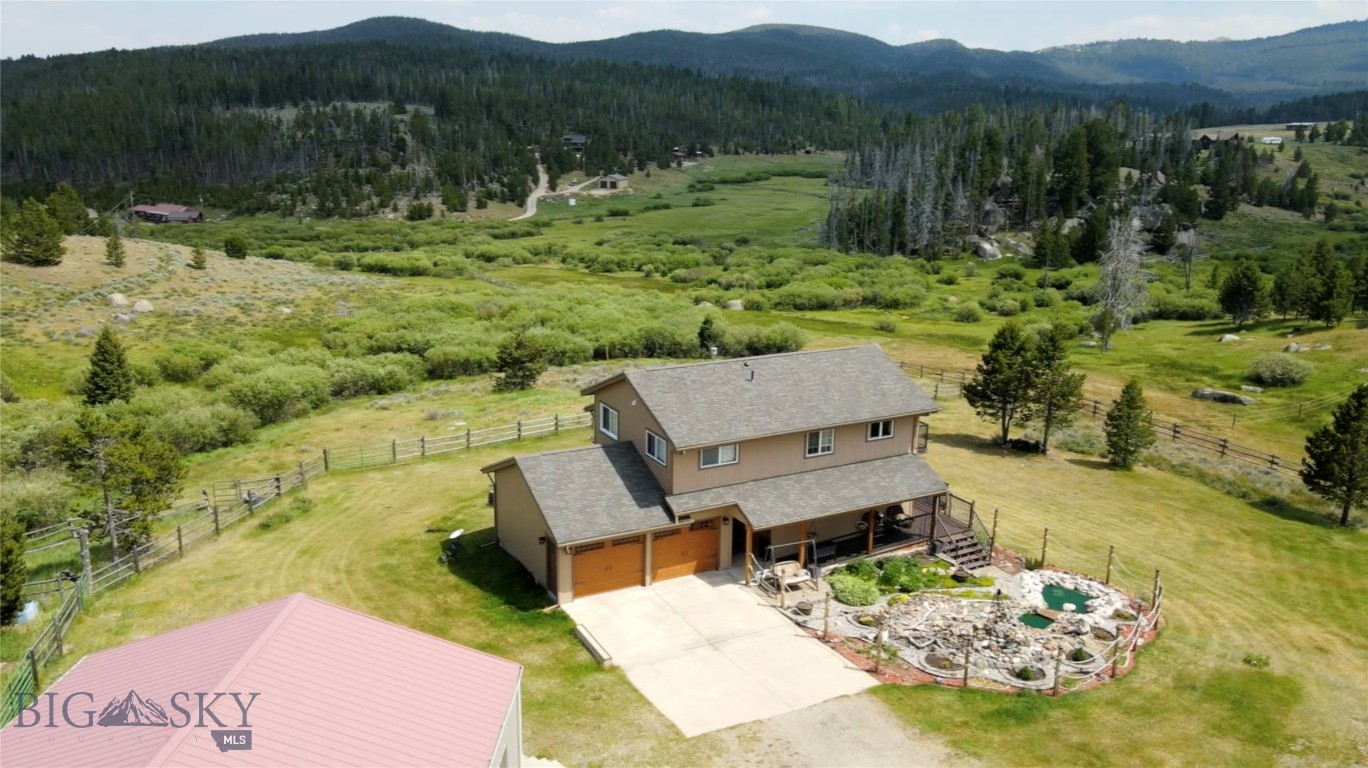 Butte, Montana 59701, United States, 4 Bedrooms Bedrooms, ,4 BathroomsBathrooms,Residential,Contingent,58655