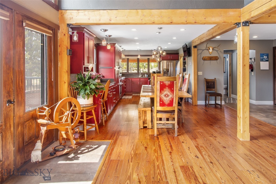 Butte, Montana 59701, United States, 4 Bedrooms Bedrooms, ,4 BathroomsBathrooms,Residential,Contingent,58655