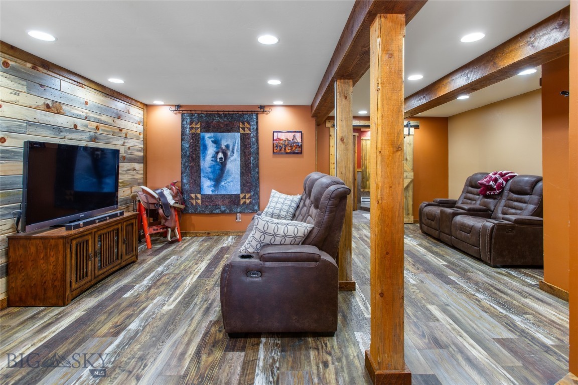 Butte, Montana 59701, United States, 4 Bedrooms Bedrooms, ,4 BathroomsBathrooms,Residential,Contingent,58655