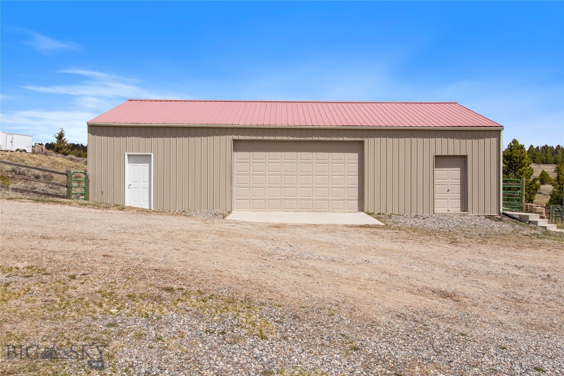 Butte, Montana 59701, United States, 4 Bedrooms Bedrooms, ,4 BathroomsBathrooms,Residential,Contingent,58655