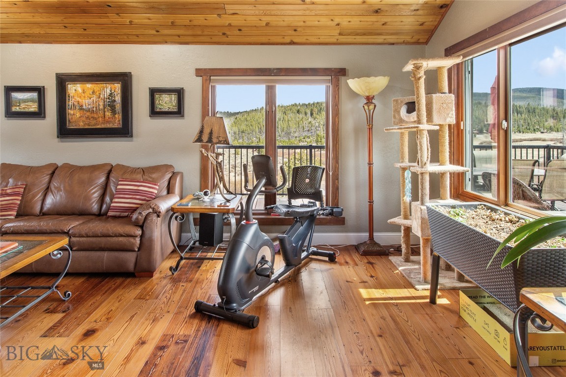 Butte, Montana 59701, United States, 4 Bedrooms Bedrooms, ,4 BathroomsBathrooms,Residential,Contingent,58655