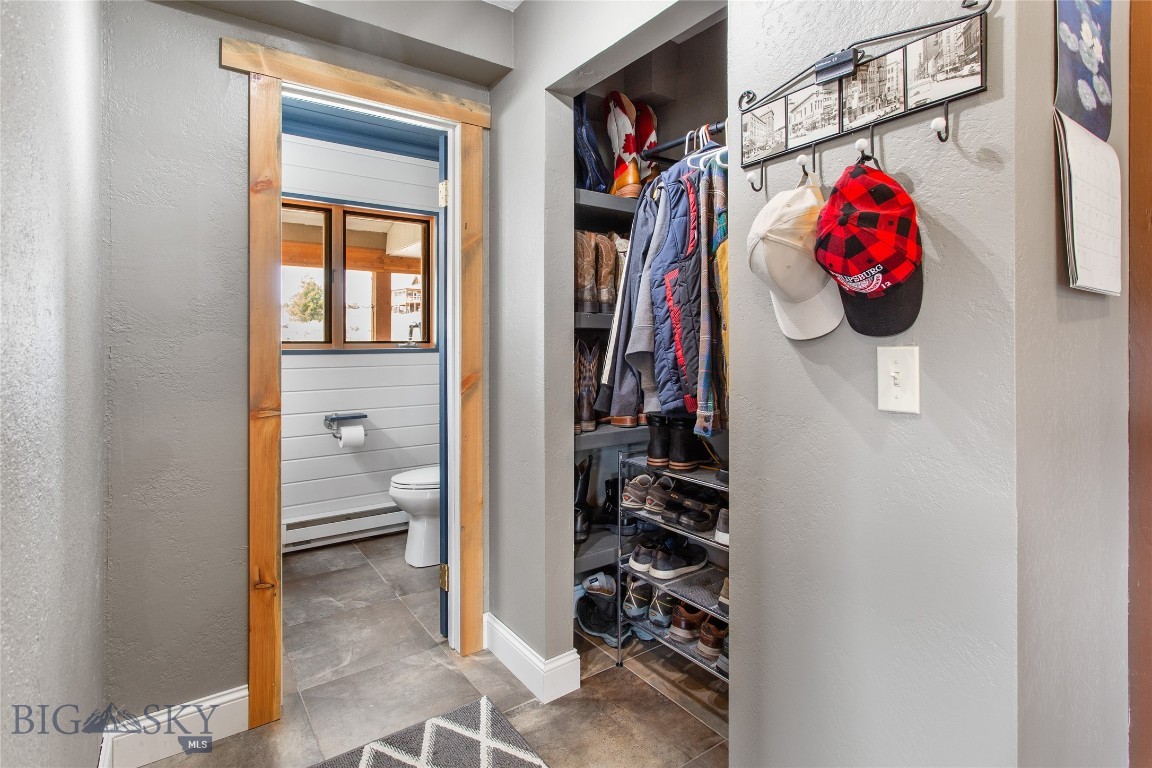 Butte, Montana 59701, United States, 4 Bedrooms Bedrooms, ,4 BathroomsBathrooms,Residential,Contingent,58655