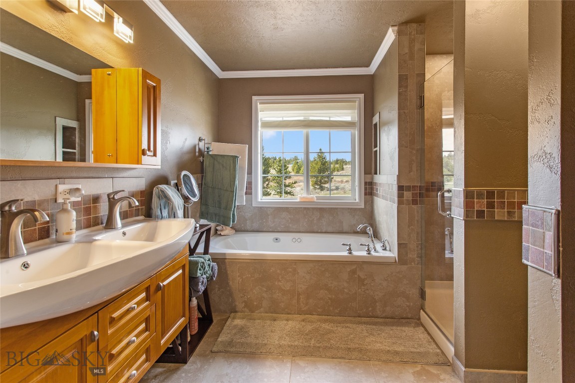 Butte, Montana 59701, United States, 4 Bedrooms Bedrooms, ,4 BathroomsBathrooms,Residential,Contingent,58655