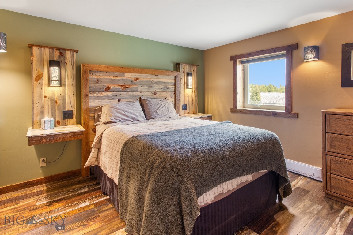 Butte, Montana 59701, United States, 4 Bedrooms Bedrooms, ,4 BathroomsBathrooms,Residential,Contingent,58655