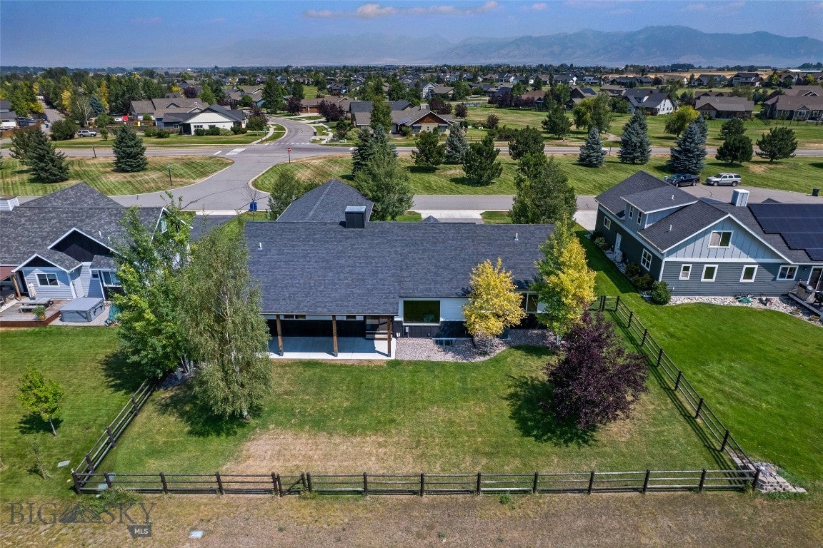 32 Mint Trail