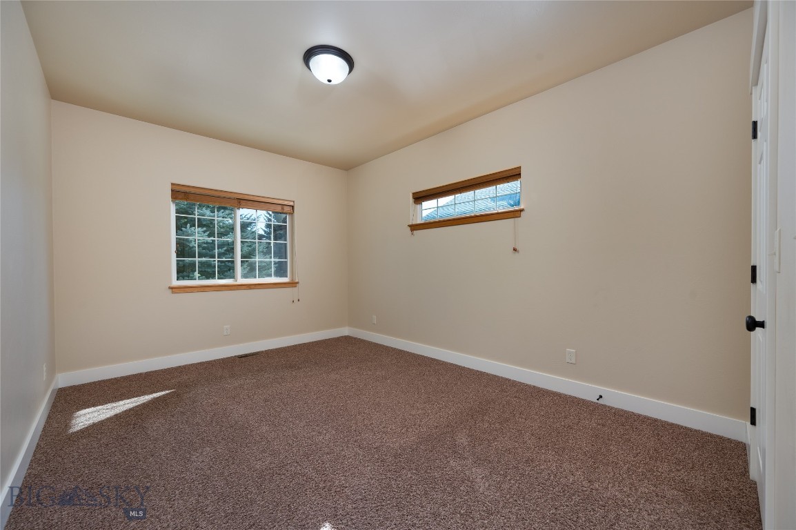 Middle Creek Parklands - Residential