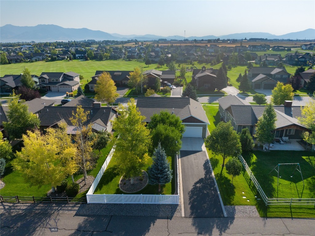 Middle Creek Parklands - Residential