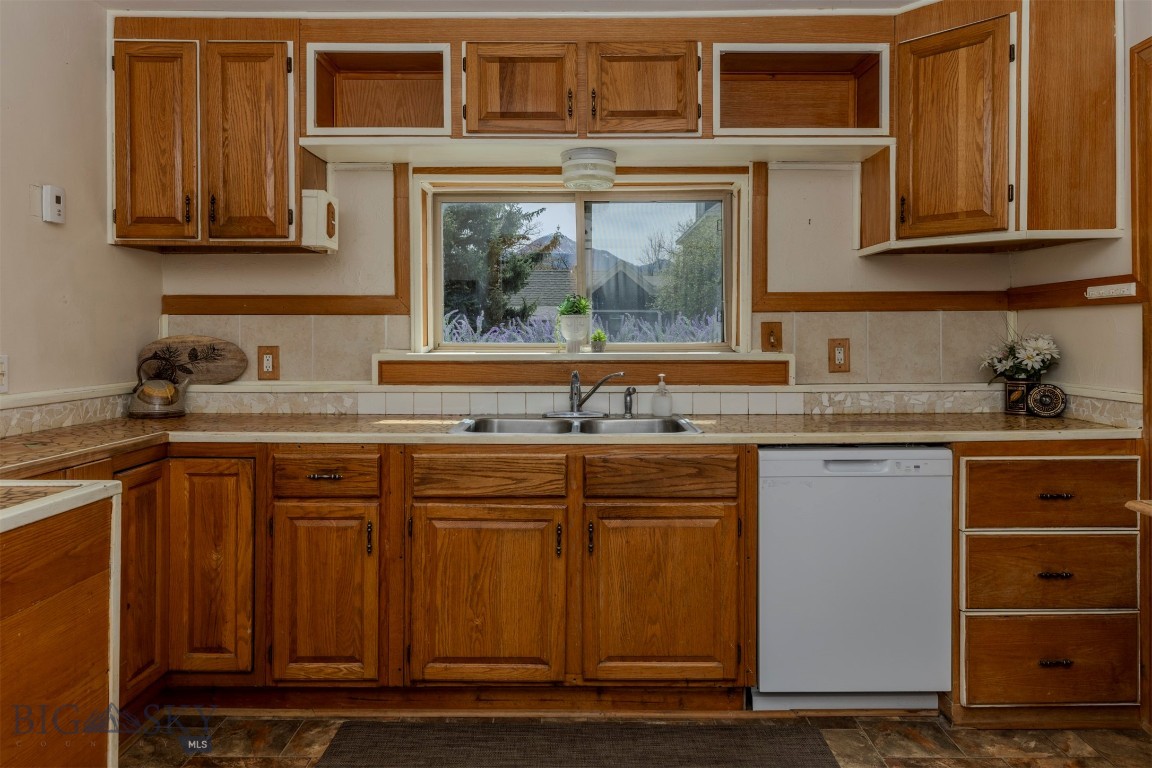 Livingston Riverside - Residential Income