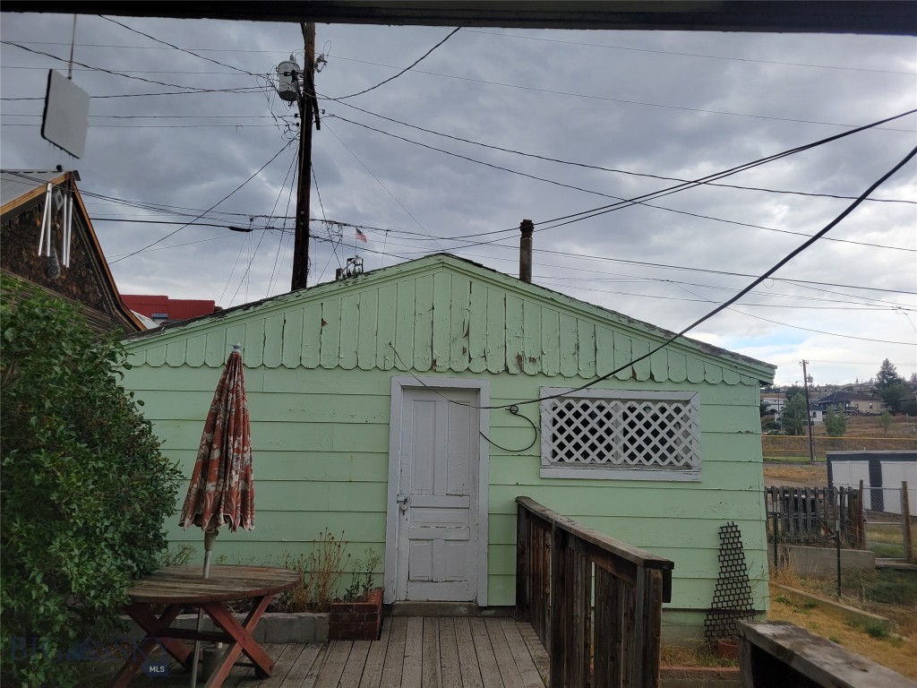 Butte, Montana 59701, United States, 2 Bedrooms Bedrooms, ,1 BathroomBathrooms,Residential,Pending,46835