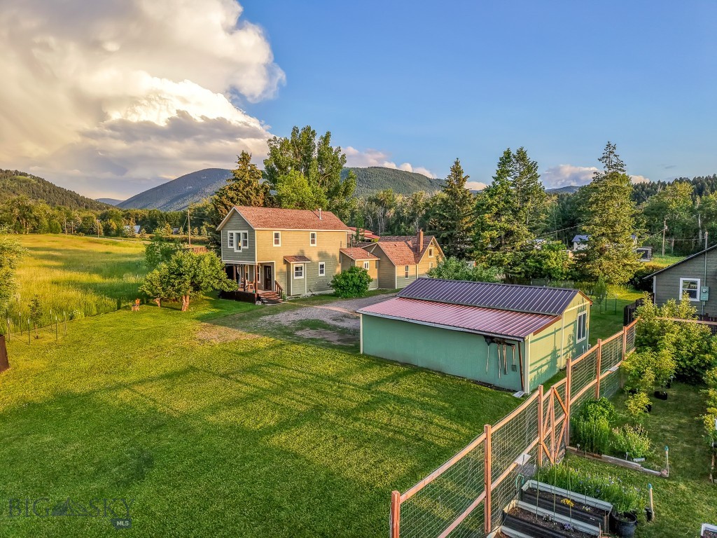 12977 Cottonwood Road