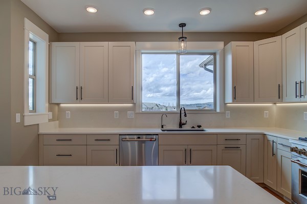 White Horse Ranch - Residential