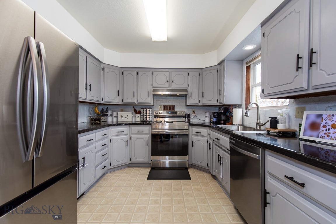 Mountain View Amended - Manhattan - Residential