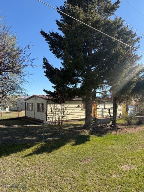 Photo of 3150 Placer Street, Butte, MT 59701 (MLS # 410836)