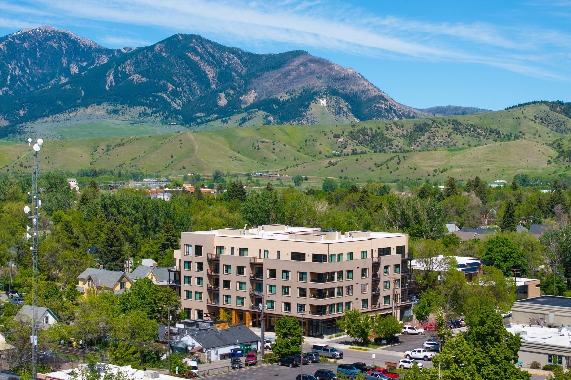 Bozeman, Montana 59715, United States, 2 Bedrooms Bedrooms, ,3 BathroomsBathrooms,Residential,Contingent,55366