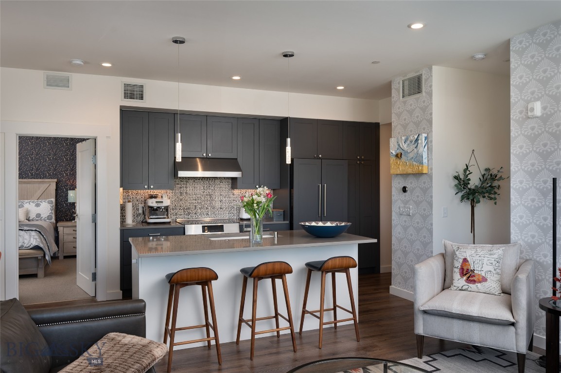 Bozeman, Montana 59715, United States, 2 Bedrooms Bedrooms, ,3 BathroomsBathrooms,Residential,Contingent,55366