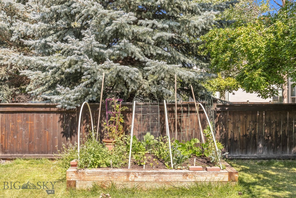 Bozeman, Montana 59715, United States, 4 Bedrooms Bedrooms, ,4 BathroomsBathrooms,Residential,Contingent,48024