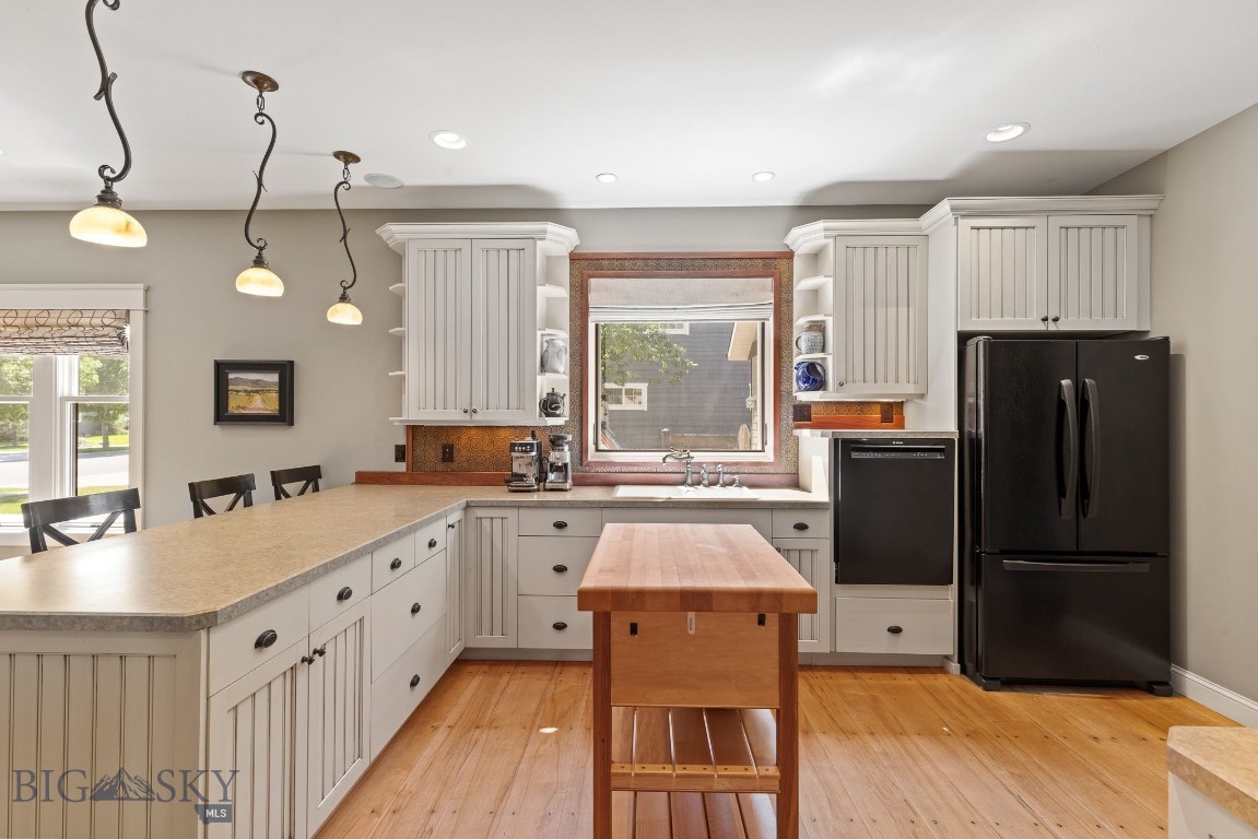 Bozeman, Montana 59715, United States, 4 Bedrooms Bedrooms, ,4 BathroomsBathrooms,Residential,Contingent,48024