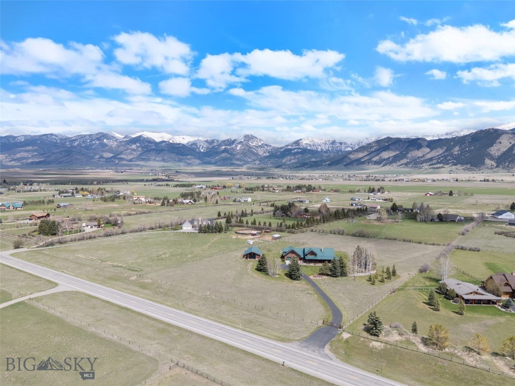 7100 Springhill