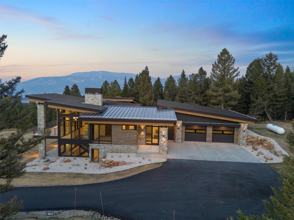 809 Buckridge Trail
