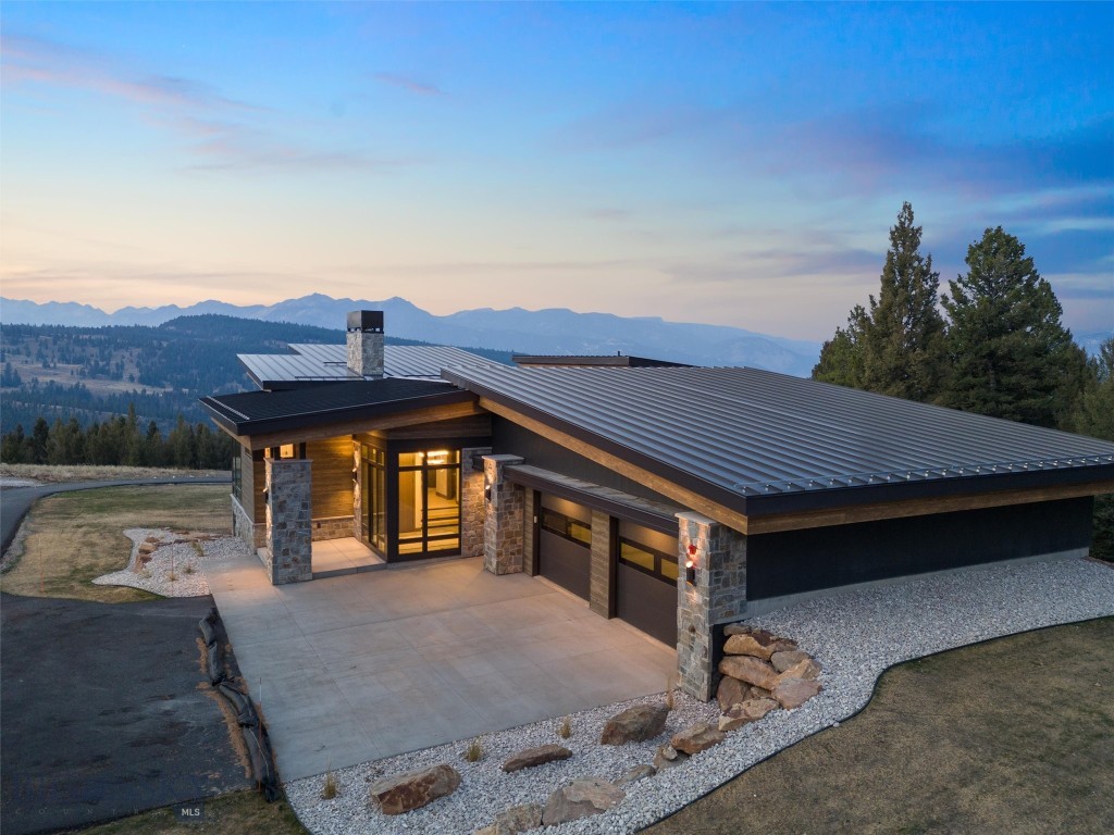 809 Buckridge Trail
