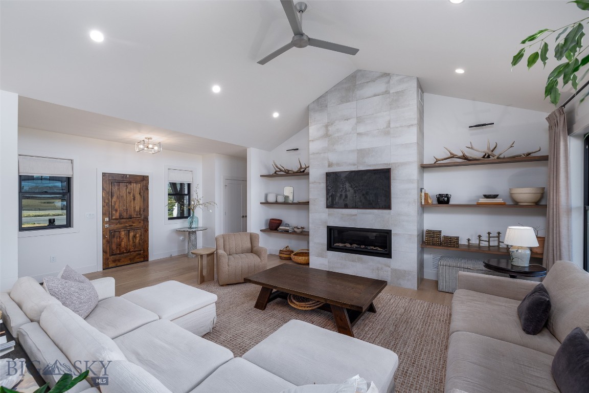 Creekside Meadows - Residential