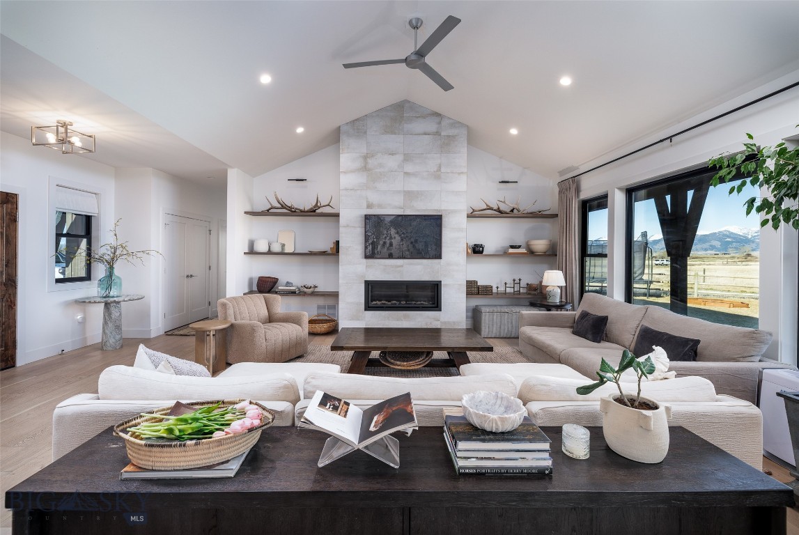 Creekside Meadows - Residential