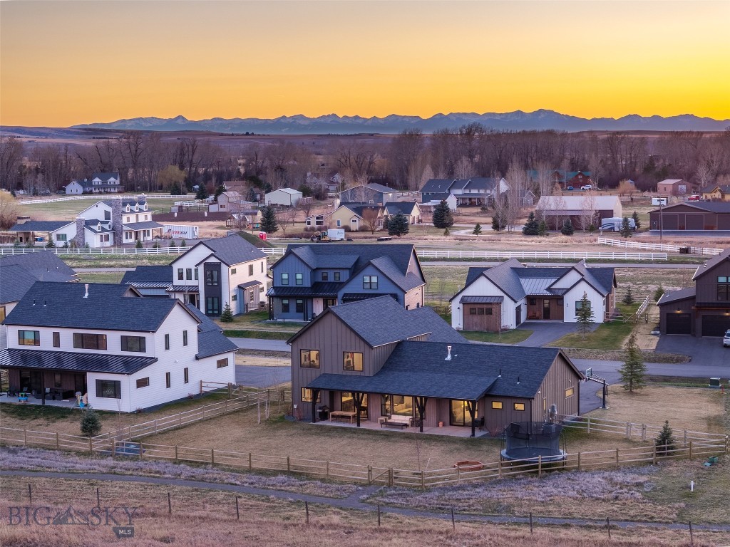 Creekside Meadows - Residential