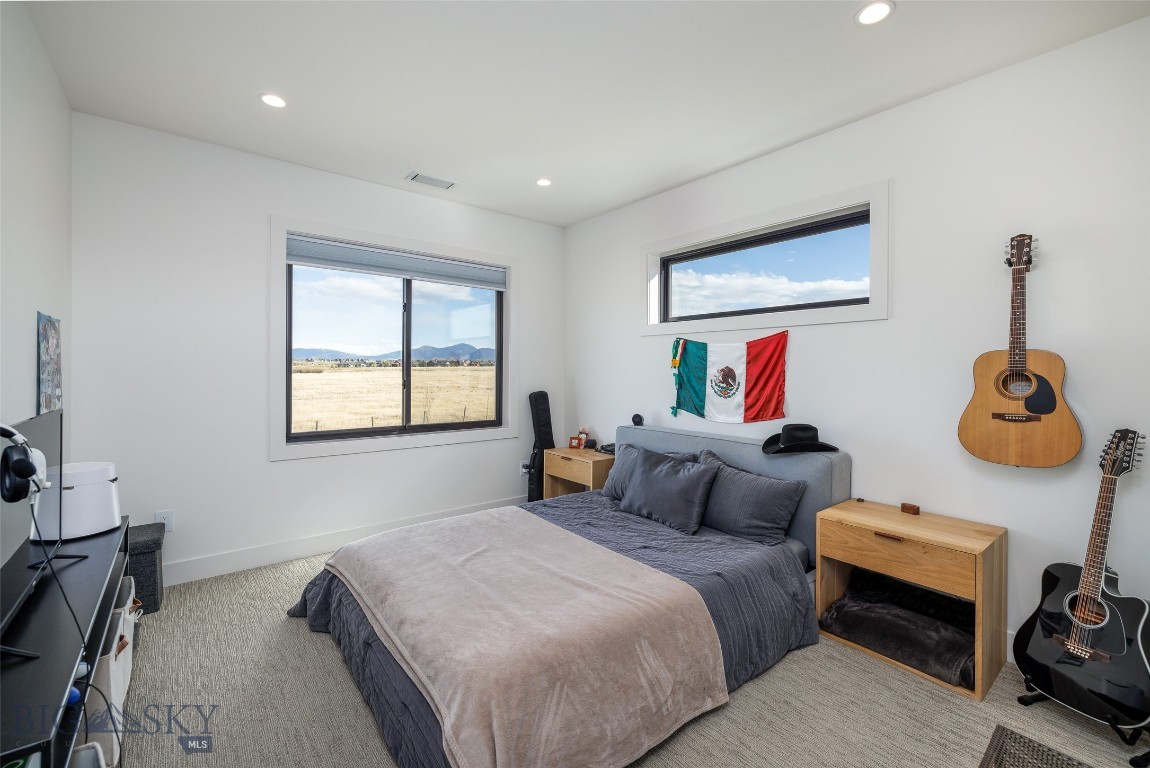 Creekside Meadows - Residential