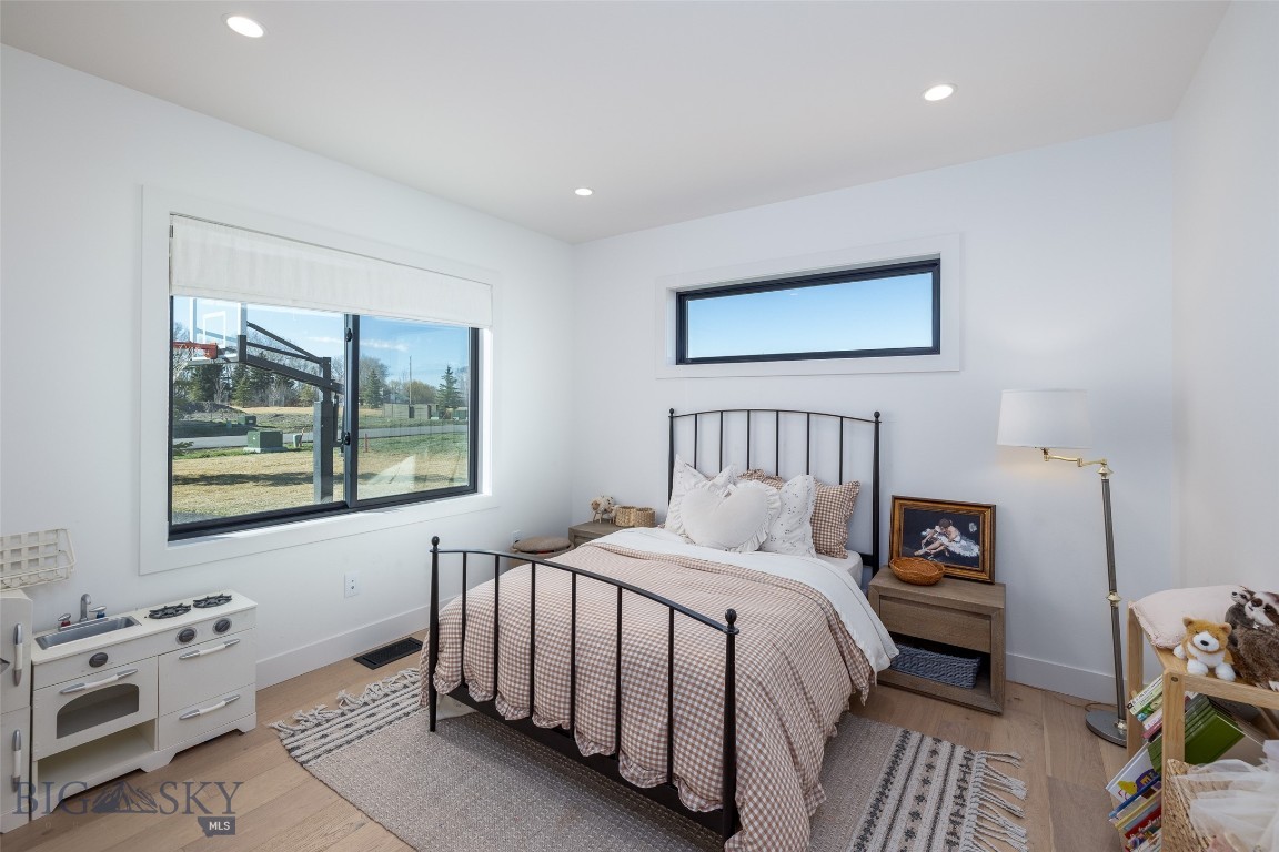 Creekside Meadows - Residential