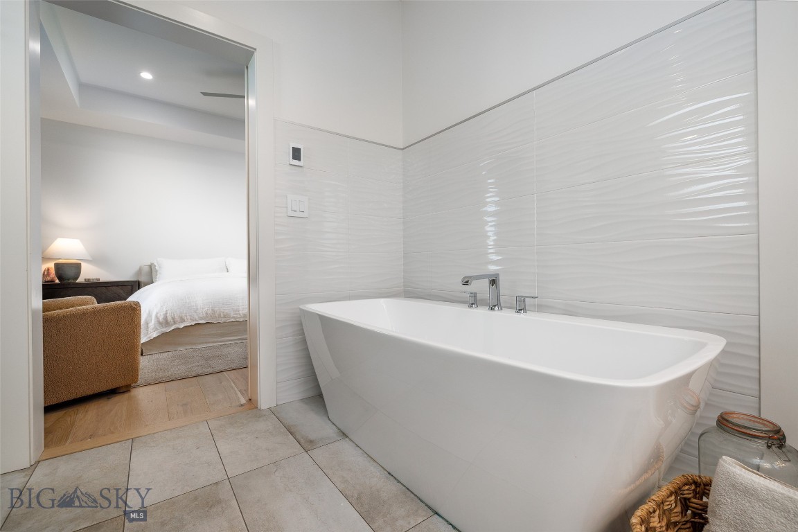 Creekside Meadows - Residential