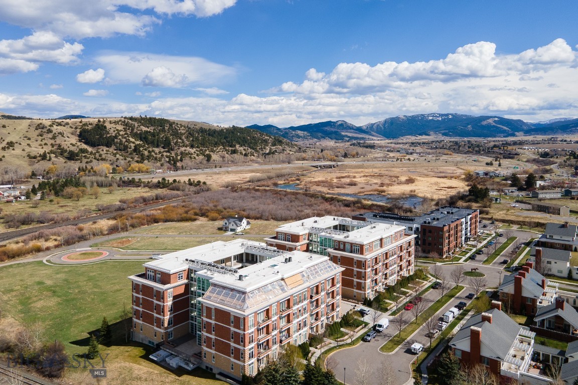 Village Downtown - Residential