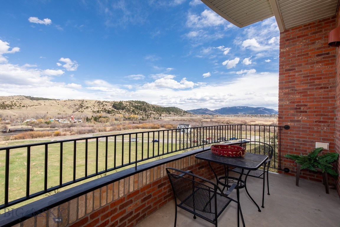 Village Downtown - Residential