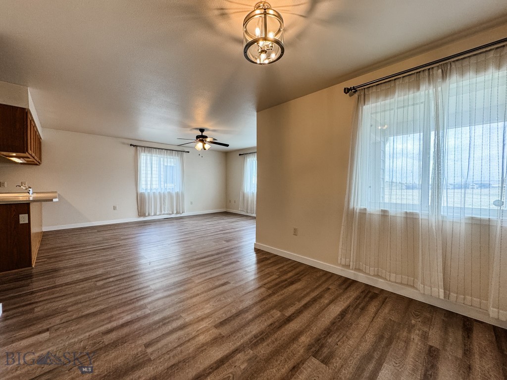 1002 Sky View Trail