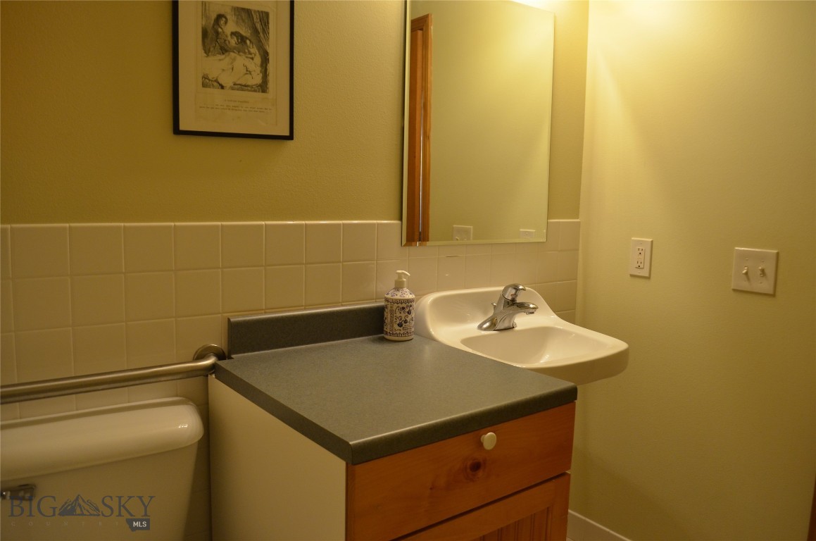 Stoneridge - Commercial Sale