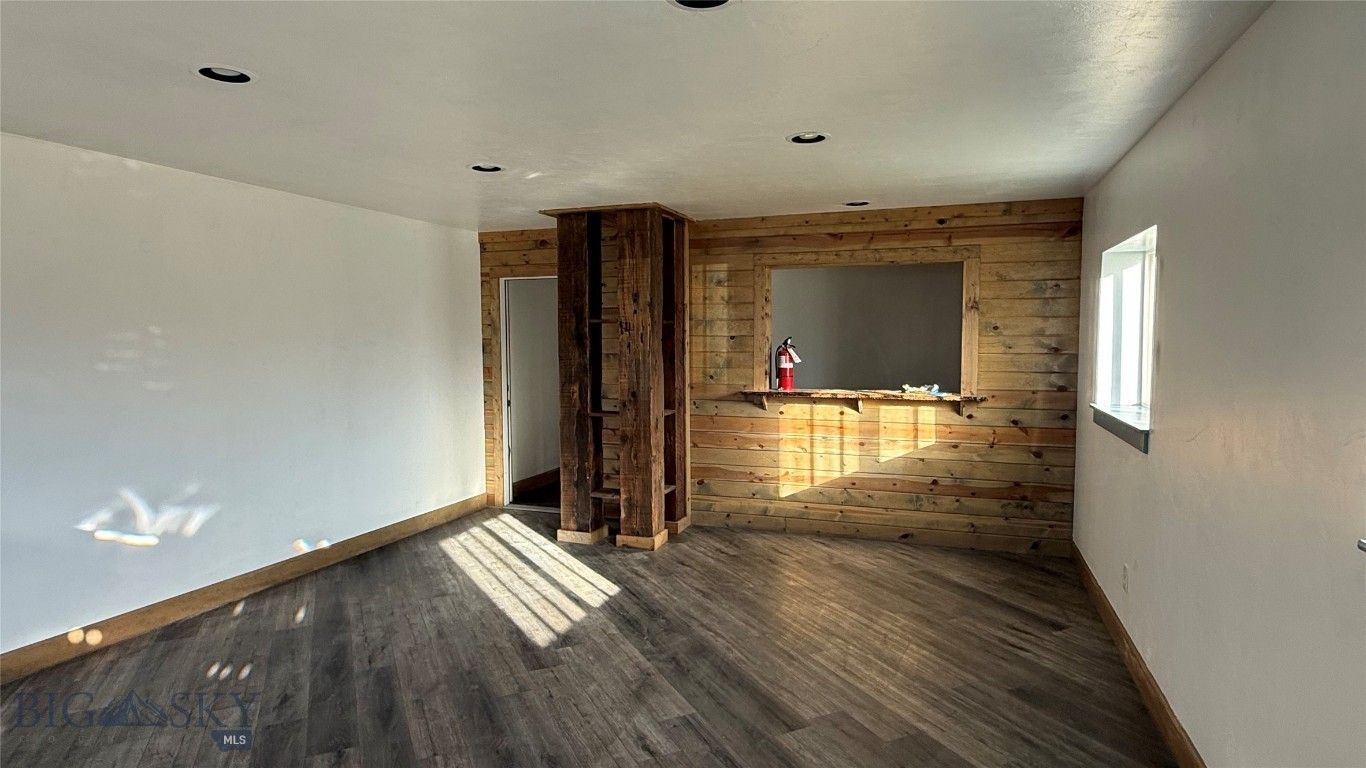 High K - Commercial Lease