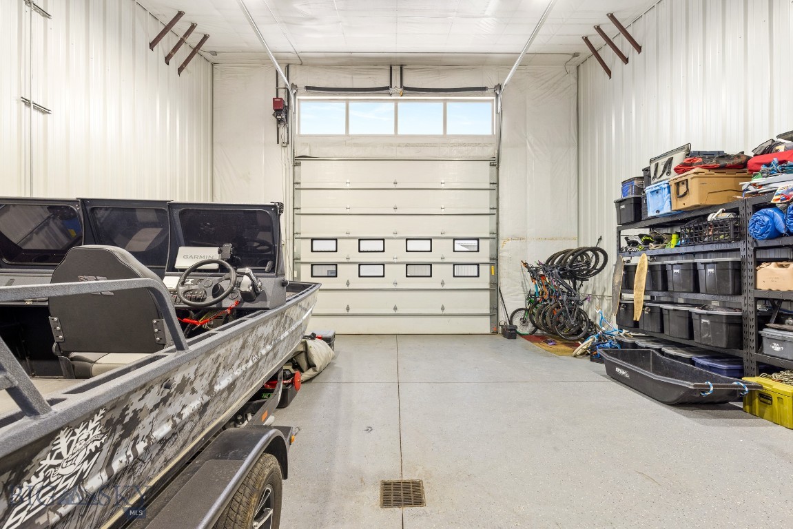 Lazy J South - Commercial Sale